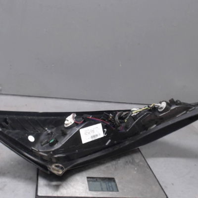 Feu arrière gauche Toyota AYGO (_B4_) 1.0 (kgb40) (2014)