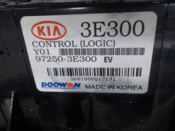 Commande de chauffage Kia SORENTO I (JC) 2.5 crdi (2006-2011) 5 portes