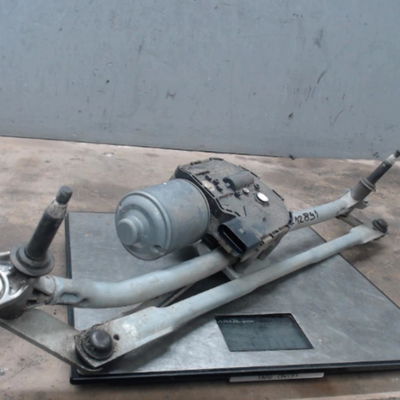 Moteur essuie-glace avant Audi Q5 (8RB) 3.0 tdi quattro (2008-2017)