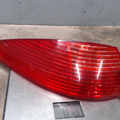 Feu arrière gauche Peugeot 607 (9D, 9U) 2.0 hdi (2005-2011)