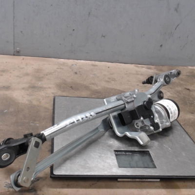 Moteur essuie-glace avant BMW SERIE 1 E82