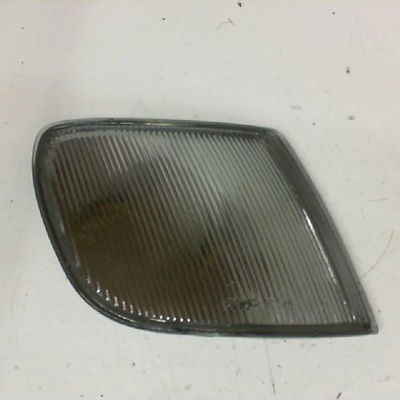 Feux factice d VOLKSWAGEN PASSAT III  TD