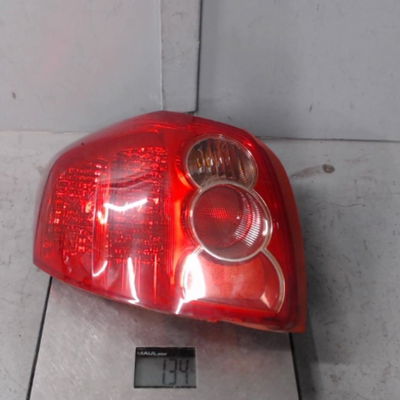 Feu arrière gauche Toyota AURIS (_E15_) 2.0 d-4d (ade150_) (2006-2012)