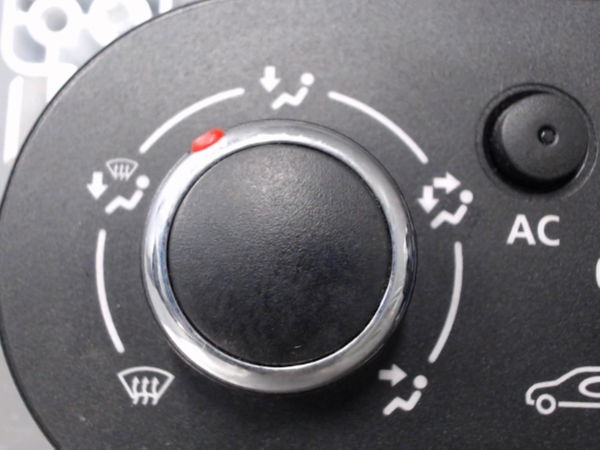 Commande de chauffage Dacia LODGY (JS_) 1.6 (2012)