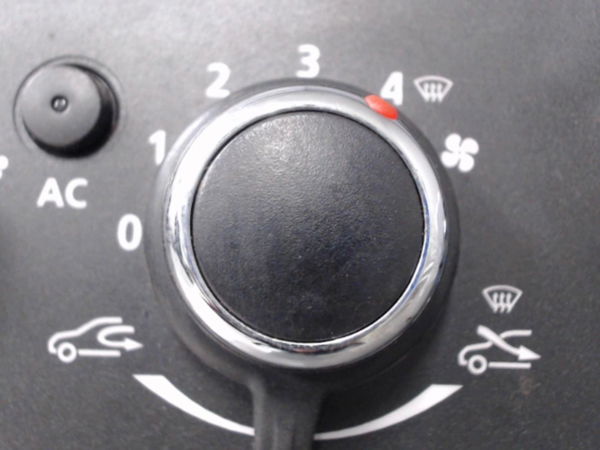 Commande de chauffage Dacia LODGY (JS_) 1.6 (2012)