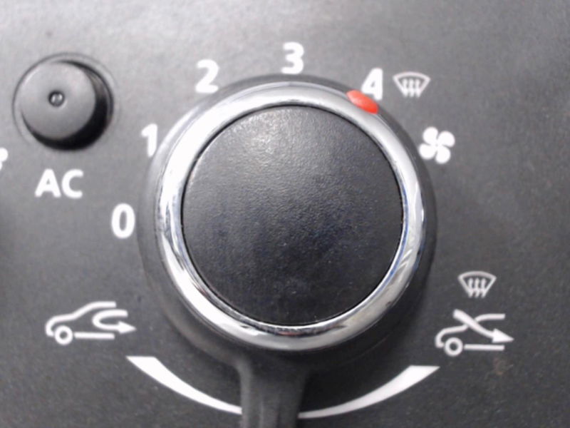 Commande de chauffage Dacia LODGY (JS_) 1.6 (2012)