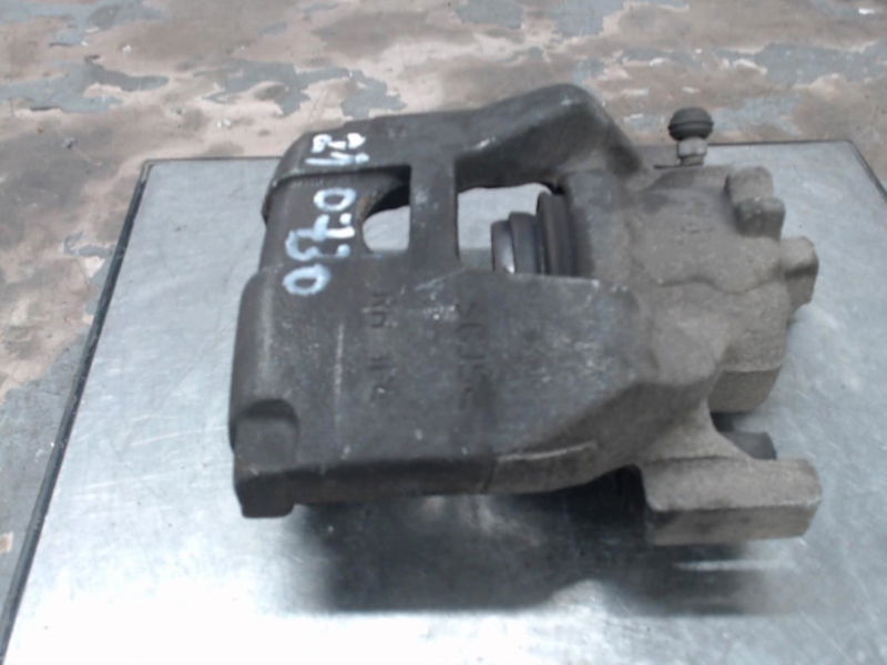 Etrier de frein avant gauche RENAULT SCENIC 3