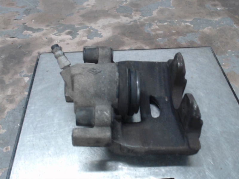 Etrier de frein avant gauche RENAULT SCENIC 3