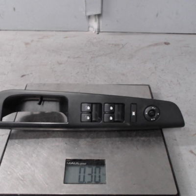 Commande lève-glace porte avant gauche Kia CEE'D 3-5 portes (ED) 1.6 crdi 115 (2006-2012)