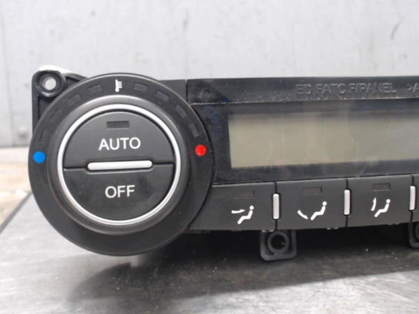 Commande de chauffage Kia CEE'D 3-5 portes (ED) 1.6 crdi 115 (2006-2012)