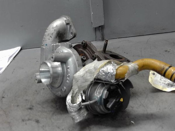 Turbo Citroën C4 GRAND PICASSO II (DA_, DE_) 1.6 hdi - bluehdi 115 (2013)