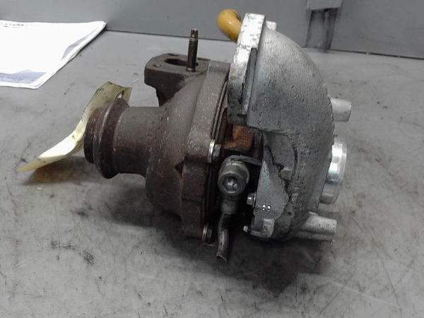 Turbo Citroën C4 GRAND PICASSO II (DA_, DE_) 1.6 hdi - bluehdi 115 (2013)