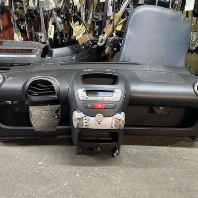 Planche de bord Peugeot 107 (PM_, PN_) 1.4 hdi (2005-2014)