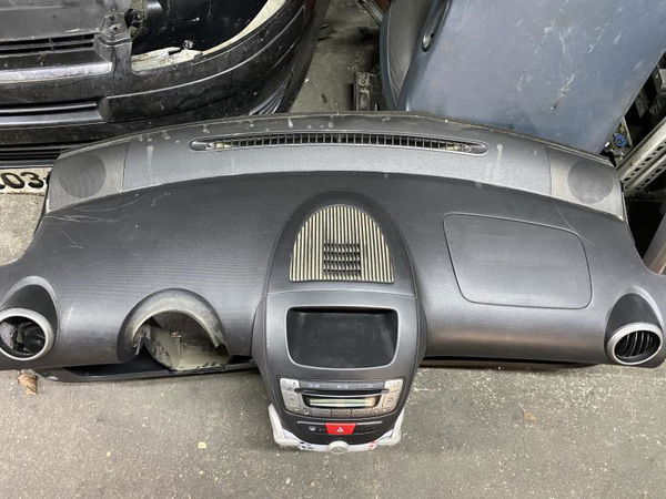 Planche de bord Peugeot 107 (PM_, PN_) 1.4 hdi (2005-2014)