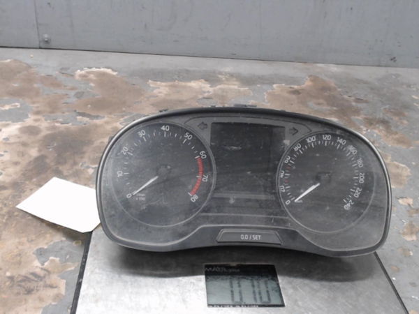 Compteur Skoda FABIA III (NJ3) 1.0 (2014-2021)