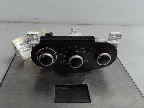 Commande de chauffage Renault TWINGO III (BCM_, BCA_) 0.9 tce 95 (2019)
