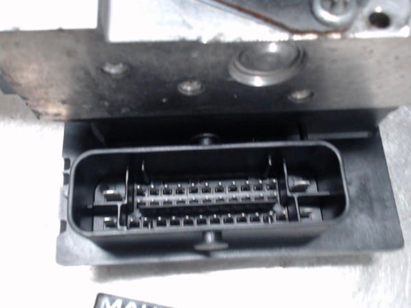 Unité hydraulique abs Audi Q5 (8RB) 2.0 tdi quattro (2012-2017)