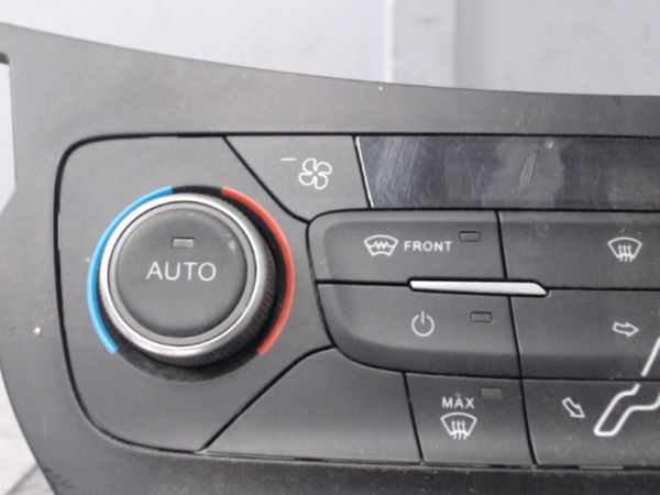 Commande de chauffage Ford C-MAX II (DXA-CB7, DXA-CEU) 1.5 tdci (2015-2019)