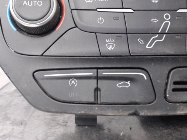 Commande de chauffage Ford C-MAX II (DXA-CB7, DXA-CEU) 1.5 tdci (2015-2019)