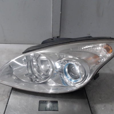 Phare gauche Hyundai I30 (FD) 1.6 crdi (2007-2011)