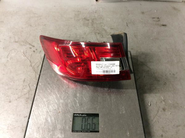 Feu arrière gauche RENAULT CLIO 4