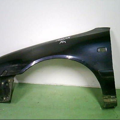 Aile avant gauche Audi A4 B5 (8D2) 1.9 tdi (1995-2000)