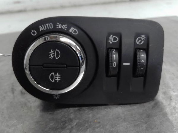 Interrupteur commande de phares Opel CORSA D (S07) 1.4 (l08, l68) (2006-2014) 3 portes