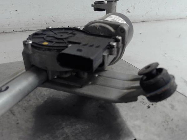 Moteur essuie-glace avant Volkswagen T-ROC (A11, D11) 1.5 tsi (2017)
