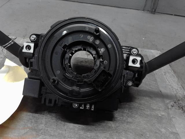 Interrupteur commande de frein a main Volkswagen T-ROC (A11, D11) 1.5 tsi (2017)