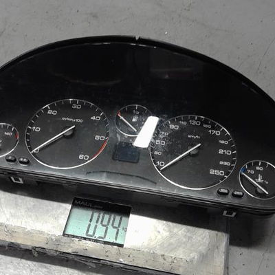 Compteur Peugeot 607 (9D, 9U) 2.2 16v (2000-2005)