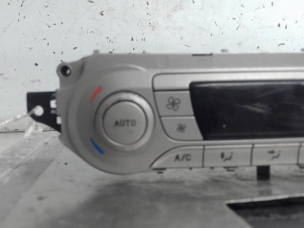 Commande de chauffage Ford FOCUS II (DA_, HCP, DP) 1.6 ti (2004-2012)