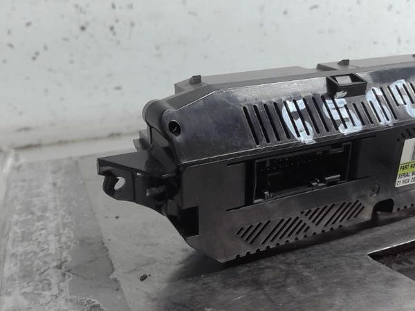 Commande de chauffage Ford FOCUS II (DA_, HCP, DP) 1.6 ti (2004-2012)