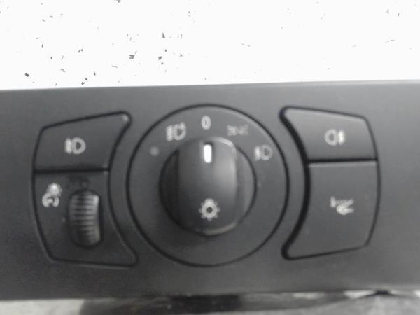 Interrupteur commande de phares Bmw 5 (E60) 520 i (2003-2010)