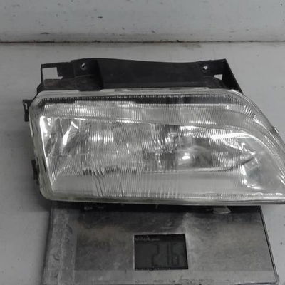 Phare antibrouillard avant gauche Citroën XANTIA (X1_, X2_) 2.1 turbo d 12v (1995-1999)