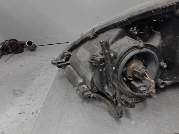 Phare antibrouillard avant gauche Mercedes-benz SLK (R171) 200 kompressor (171.442) (2004-2011)