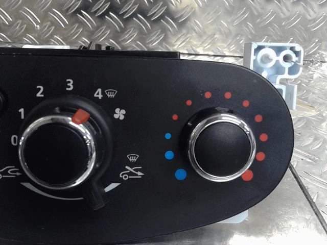Commande de chauffage Dacia LODGY (JS_) 1.2 tce (jsay, jsm0) (2012)