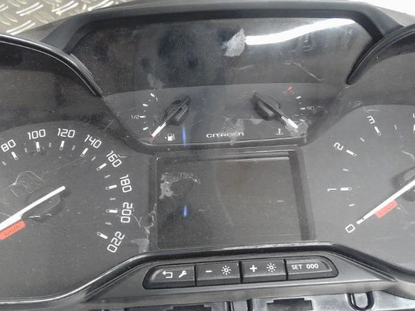 Compteur Citroën C3 III (SX) 1.2 thp 110 (2016)