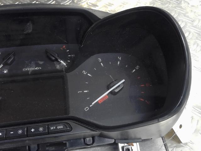 Compteur Citroën C3 III (SX) 1.2 thp 110 (2016)