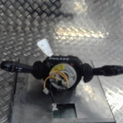 Interrupteur commande de frein a main Fiat BRAVO II (198_) 1.6 d multijet (198axh1b) (2007-2014) 5 portes