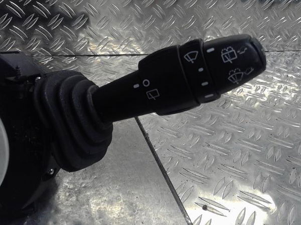 Interrupteur commande de frein a main Fiat BRAVO II (198_) 1.6 d multijet (198axh1b) (2007-2014) 5 portes