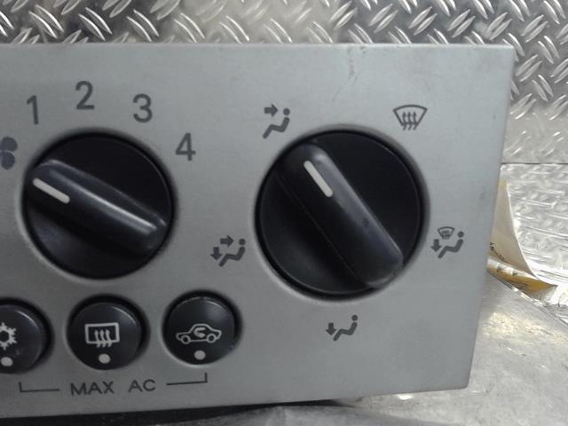 Commande de chauffage Opel MERIVA A Monospace (X03) 1.4 16v twinport (e75) (2004-2010)