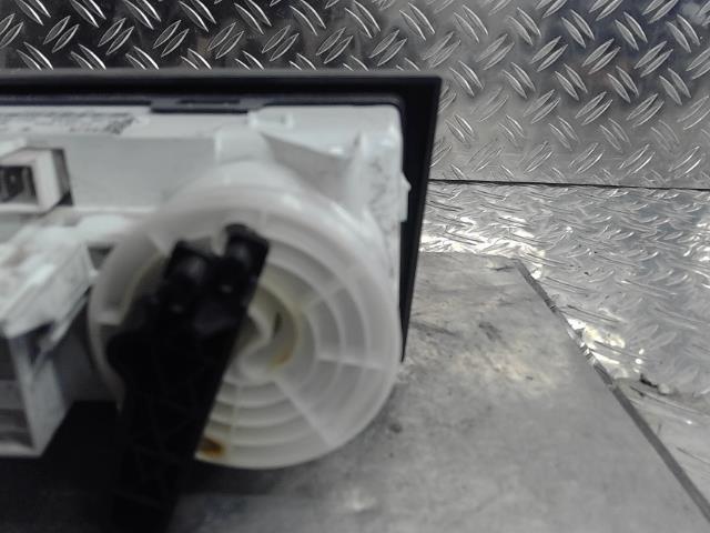 Commande de chauffage Opel MERIVA A Monospace (X03) 1.4 16v twinport (e75) (2004-2010)