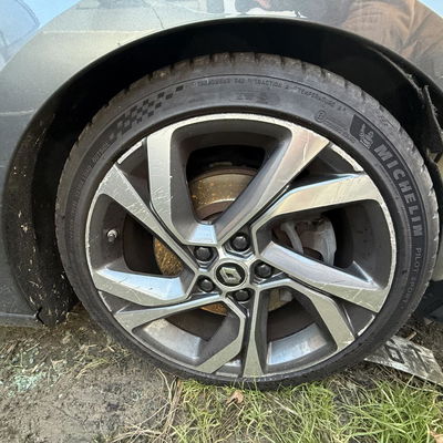 Jante tole 3 Renault MEGANE IV 3-5 portes (B9A-M-N_) 1.6 tce 205 (b9mv) (2015) 5 portes