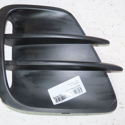 Grille d pare-choc av Kia RIO III (UB) 1.2 cvvt (2014-2017)