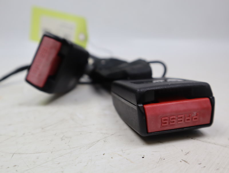 Ancrage ceinture arrière gauche Citroën C4 I (LC_) 1.6 vti 120 (2008-2011)