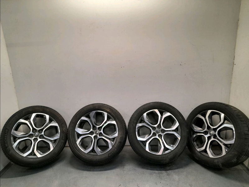 Roue complete RENAULT CAPTUR