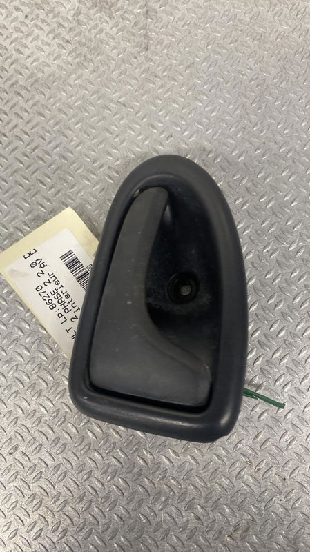 Poignee int porte avd Renault TRAFIC II Camionnette (FL) 2.0 dci 90 (fl0h) (2006)