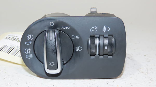 Interrupteur commande de phares Audi A3 Sportback (8PA) 2.0 tdi 16v (2004-2013) 5 portes