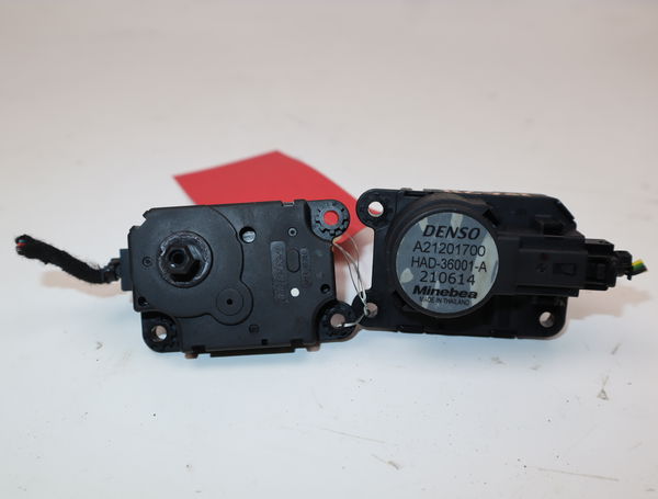 Moteur volet de chauffage Renault CAPTUR I (J5_, H5_) 1.2 tce 120 (2013)