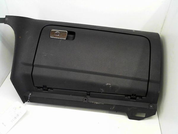 Boite à gants VOLKSWAGEN GOLF V Phase 1 11-2003--10-2008 1.9 TDI 105ch